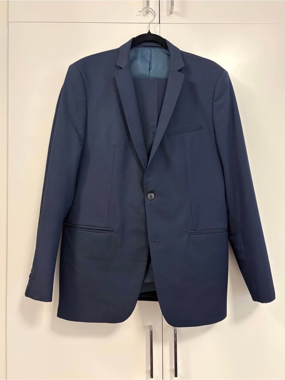 Men's Zara Basic Navy 2-Piece Suit - Slim Fit - Size 42 Jacket / 36 Pants